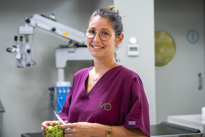 Marta Gálvez, asistencia técnica veterinaria (ATV) en IVO Oftalmología